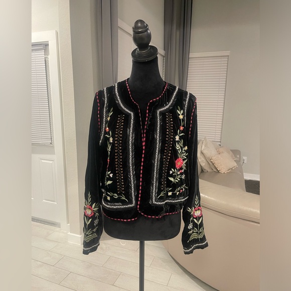 NAF NAF Jackets & Blazers - Rare NafNaf Naf Naf Size 40 beaded Embroidered Black velvet Jacket